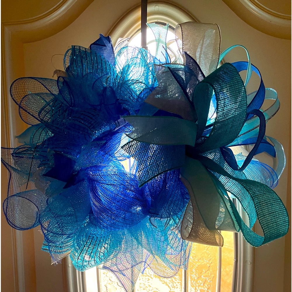 Beautiful Blues reminds us of Jack Frost 🥶 can make special colors!